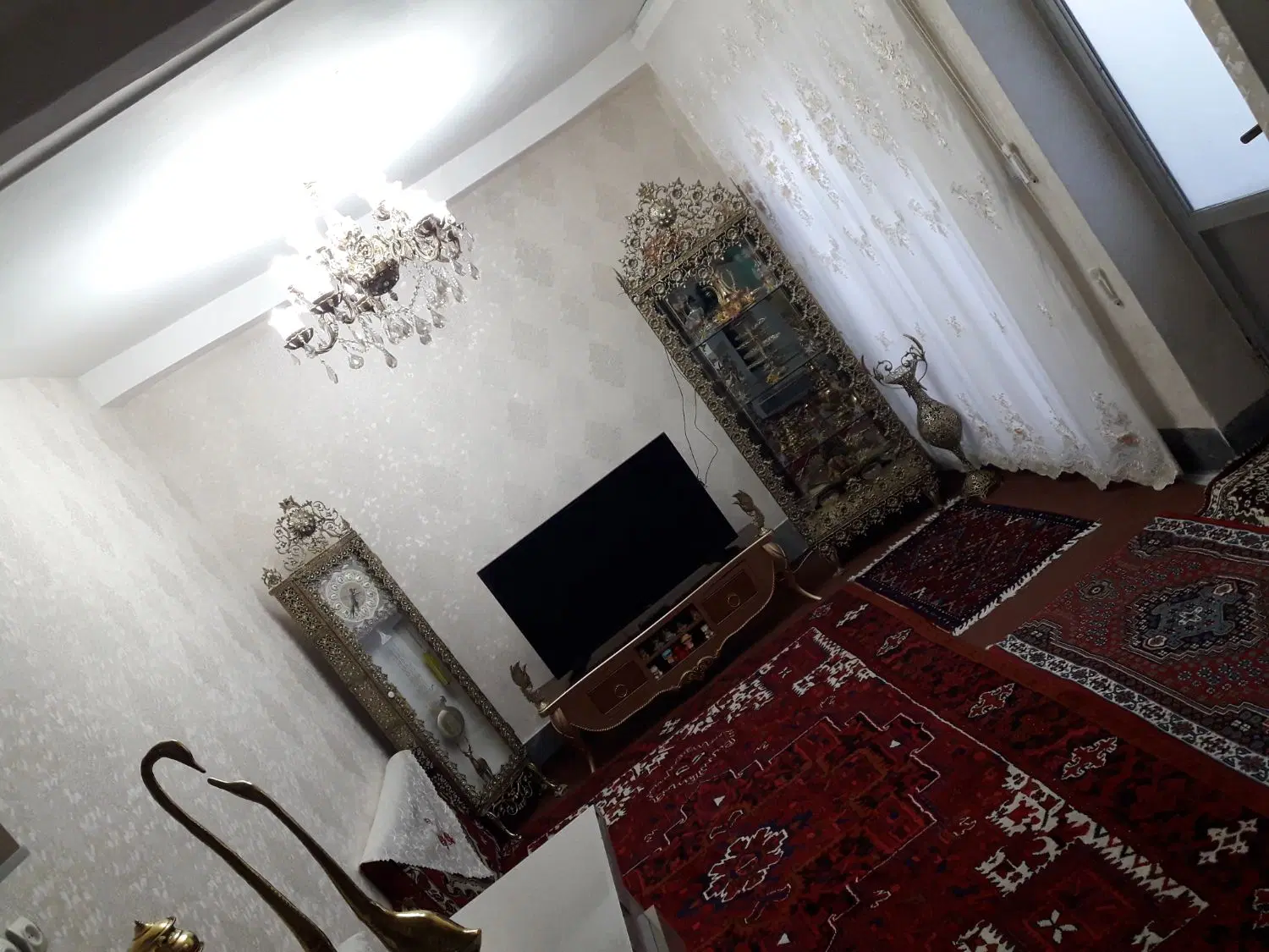 حیاط نقلی 55 متر
