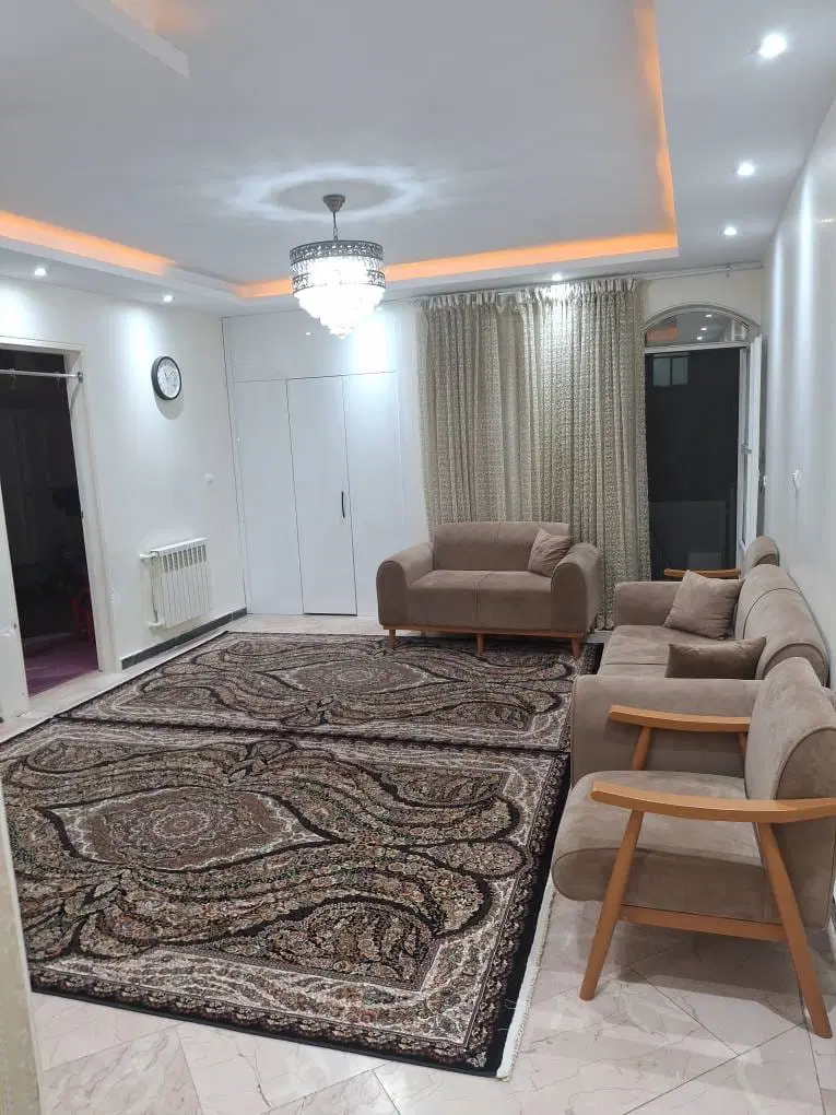 73 متر دوخوابه فول