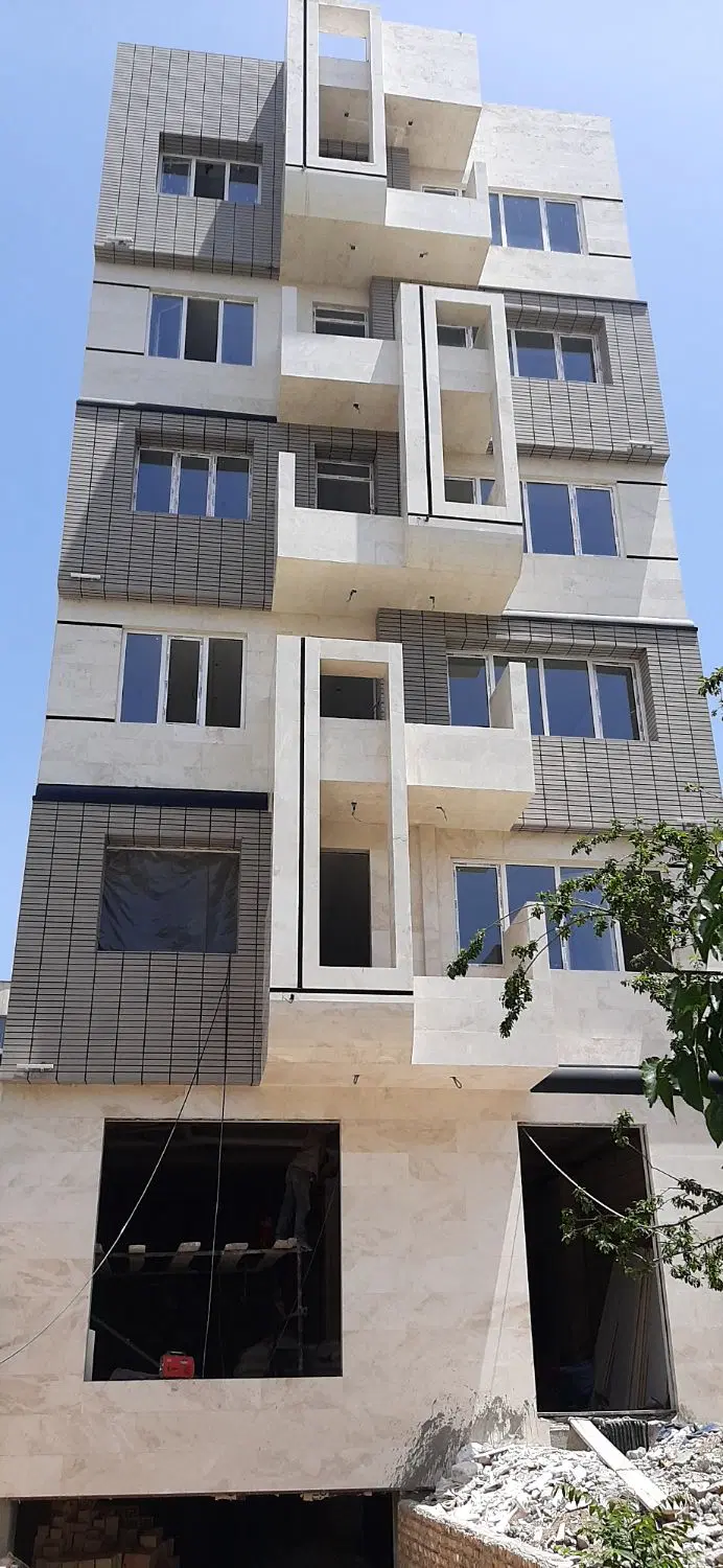 ۱۰۰ متر پردیس کم واحد