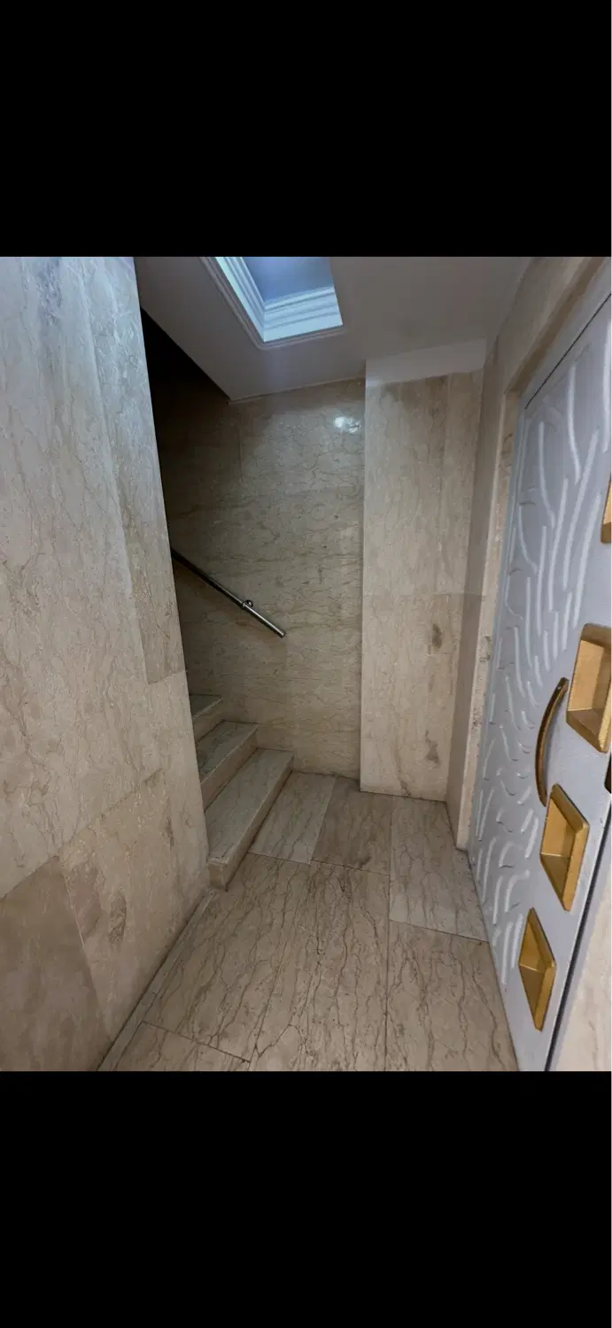 اپارتمان ۸۹متری ۲خوابه