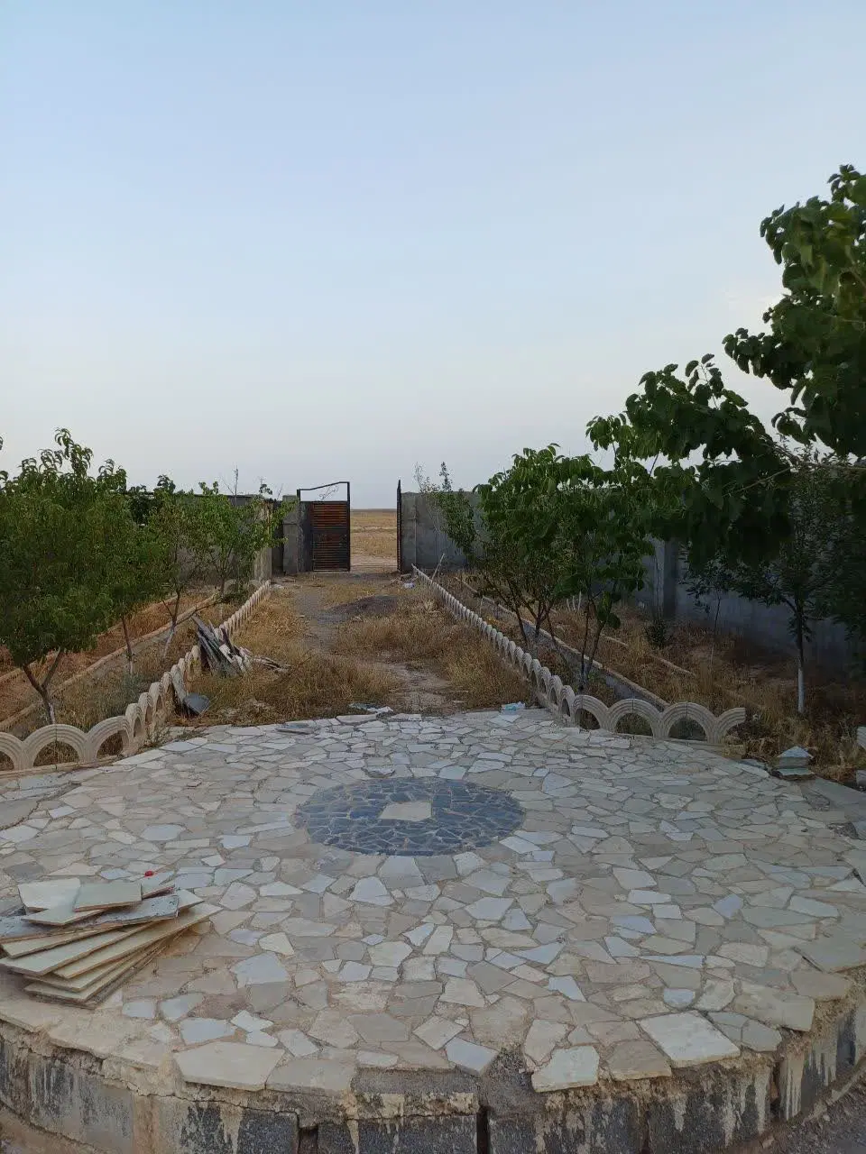 باغ ۵۰۰ متری با مجوز کاربری