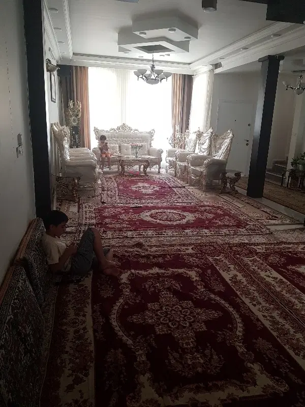 خانه ویلایی ۲۵۰متری در سه طبقه