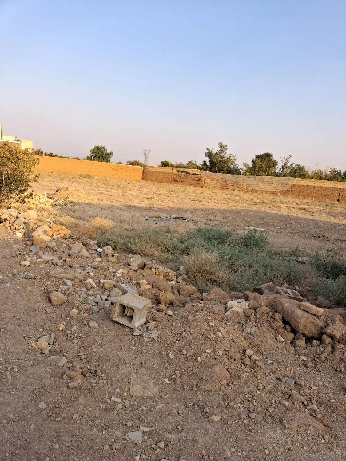 **خیابان عطار**