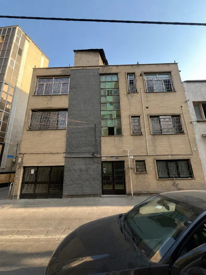 آپارتمان مسکونی ۱۹۴ متر شریعتی سینما ایرا