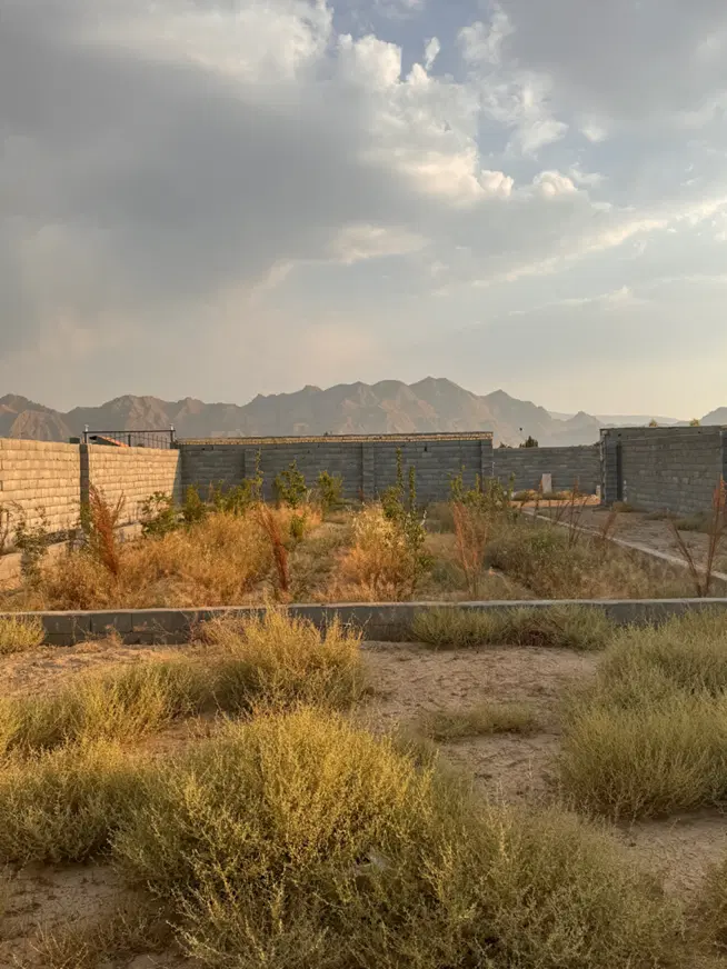 چهار دیواری روران چنارستان