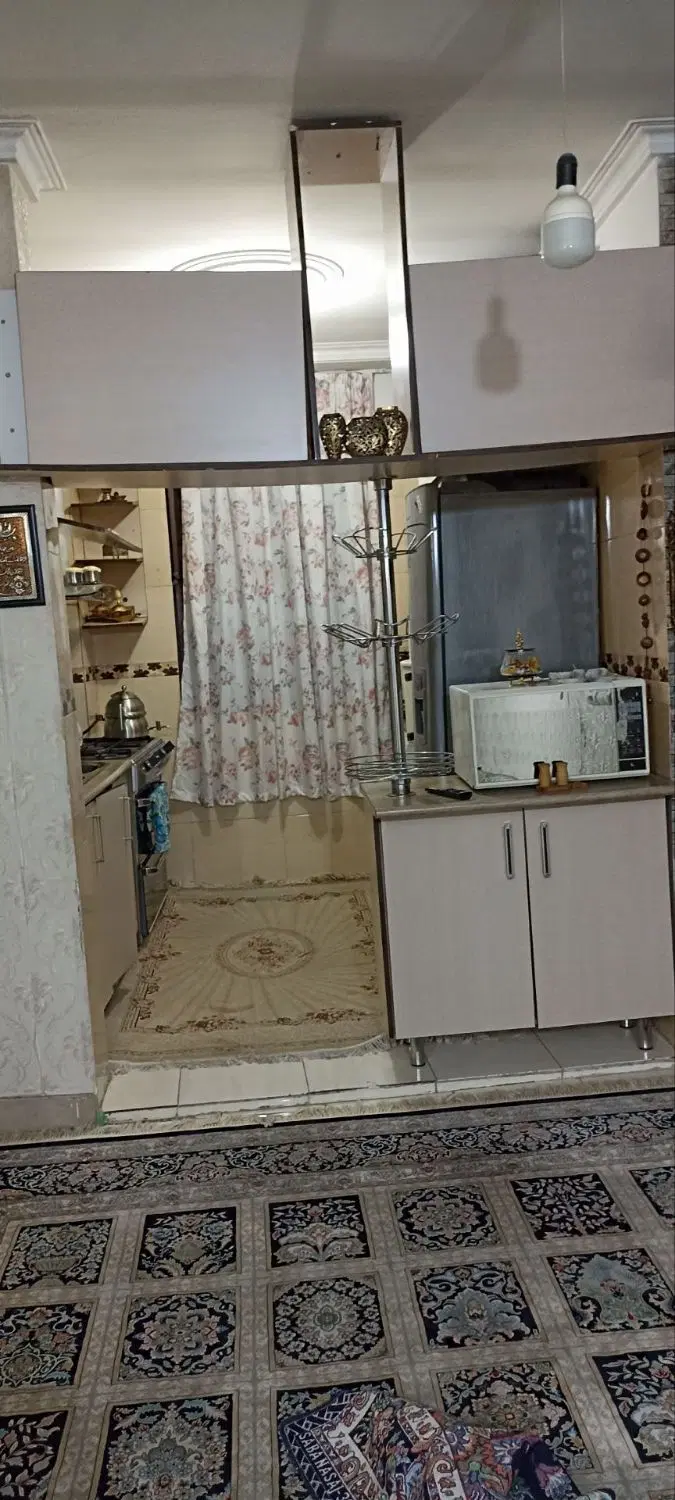 آپارتمانی ۶۰ متر نور گیر عالی