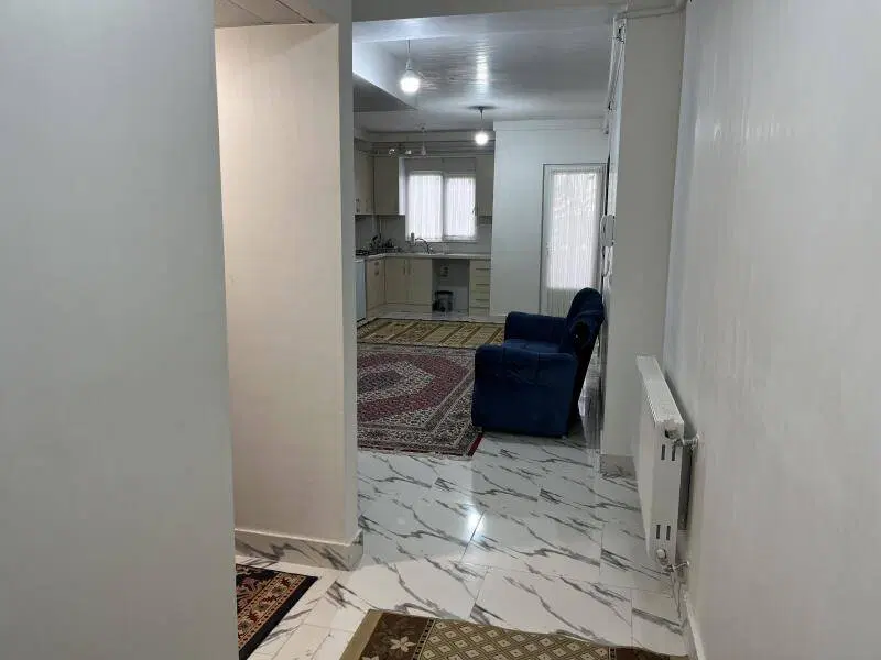 معاوضه آپارتمان ناهارخوران