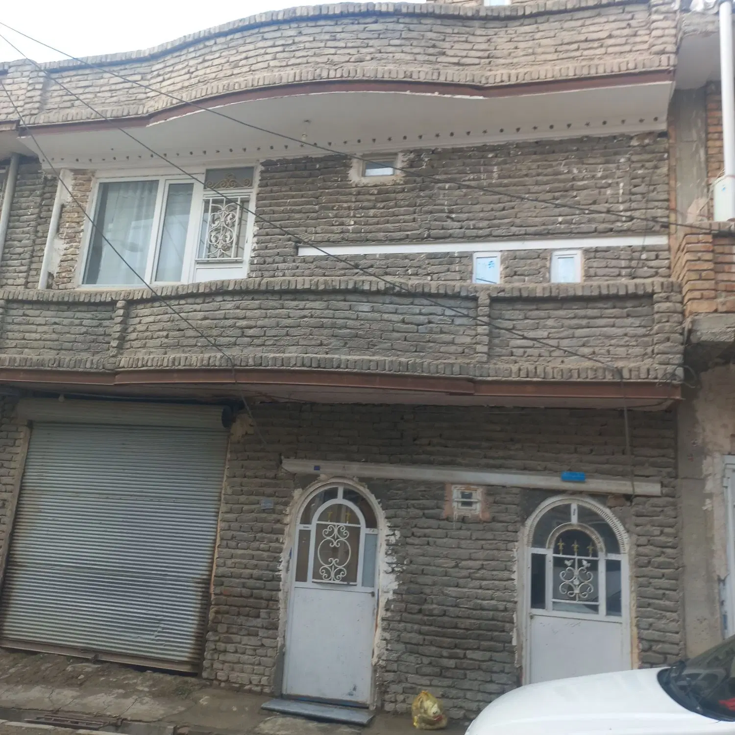 فروش حیاط ۲ طبقه در بادکی