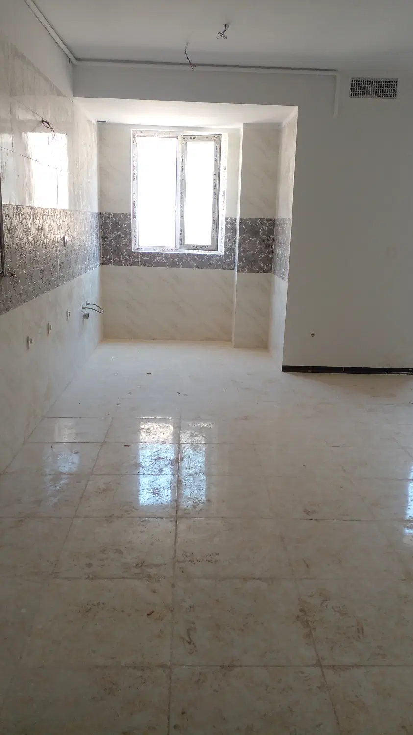 نوساز و لوکس۸۶ متر با تراس و پارکینگ