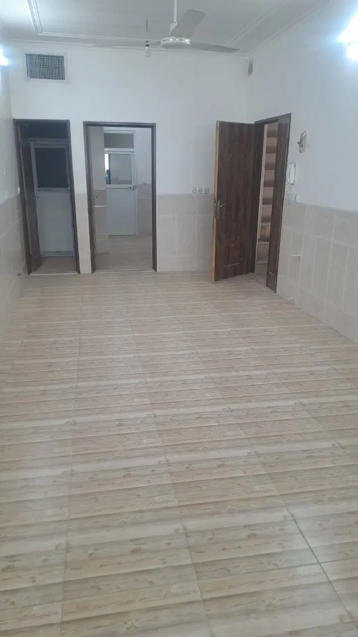 مغازه سه طبقه