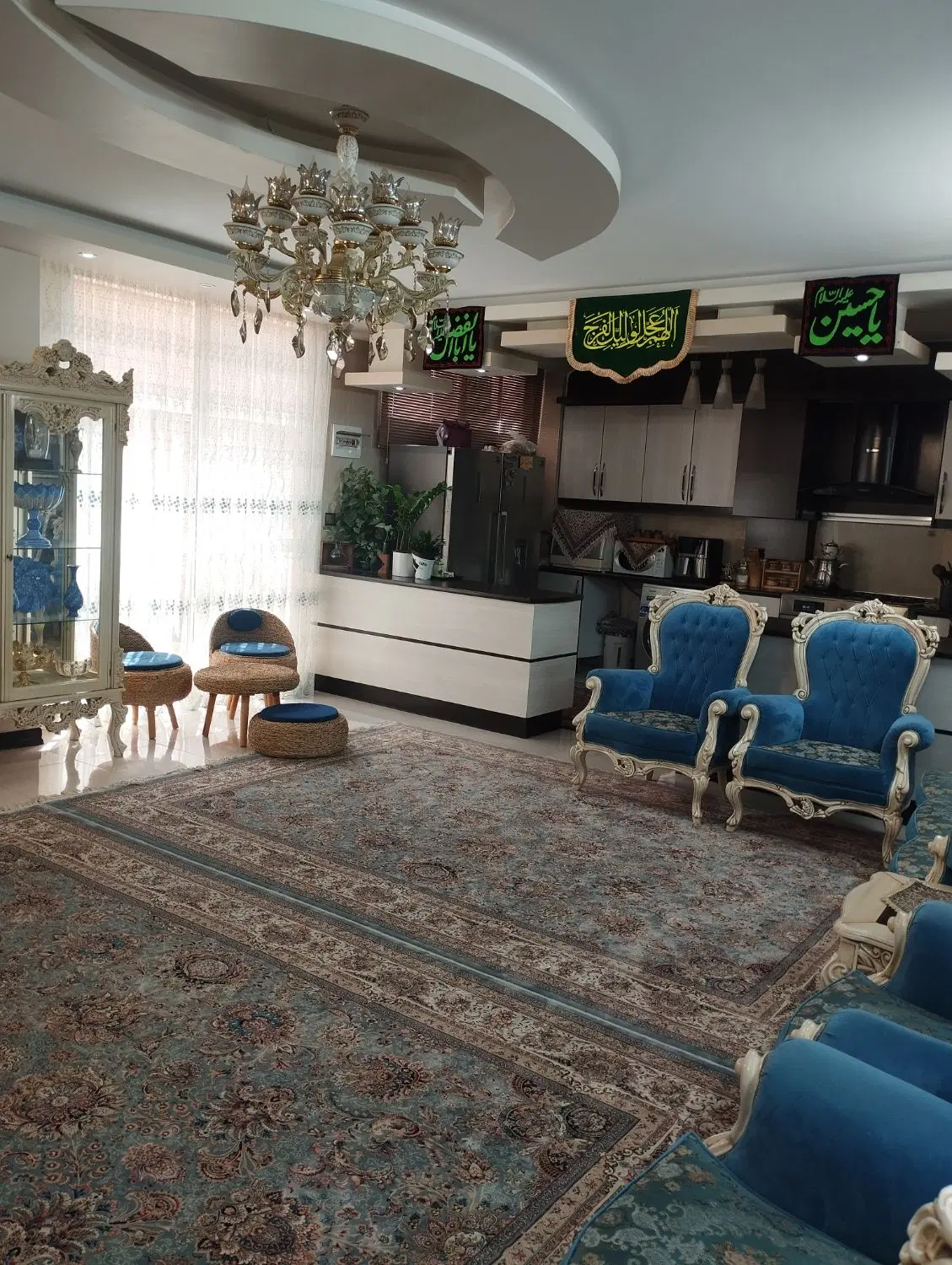 فروش واحد مسکونی در خیابان احمدآباد