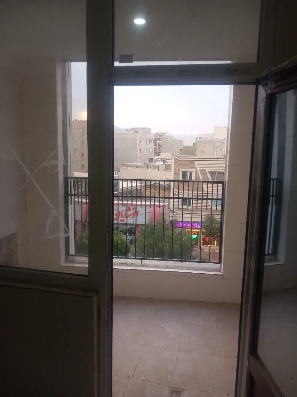 آپارتمان کلید نخورده
