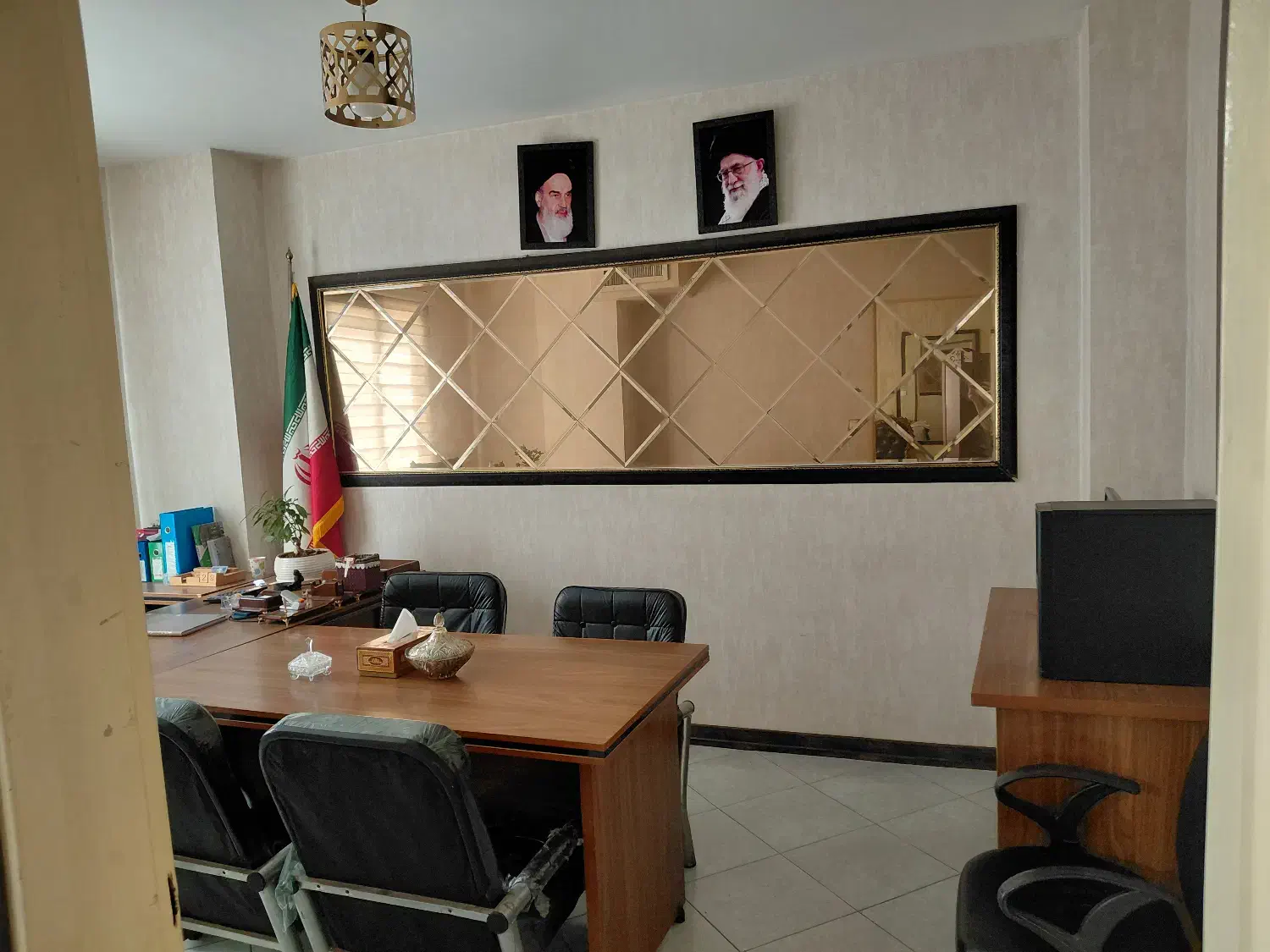 اتاق اداری ۲۰ متر مبله