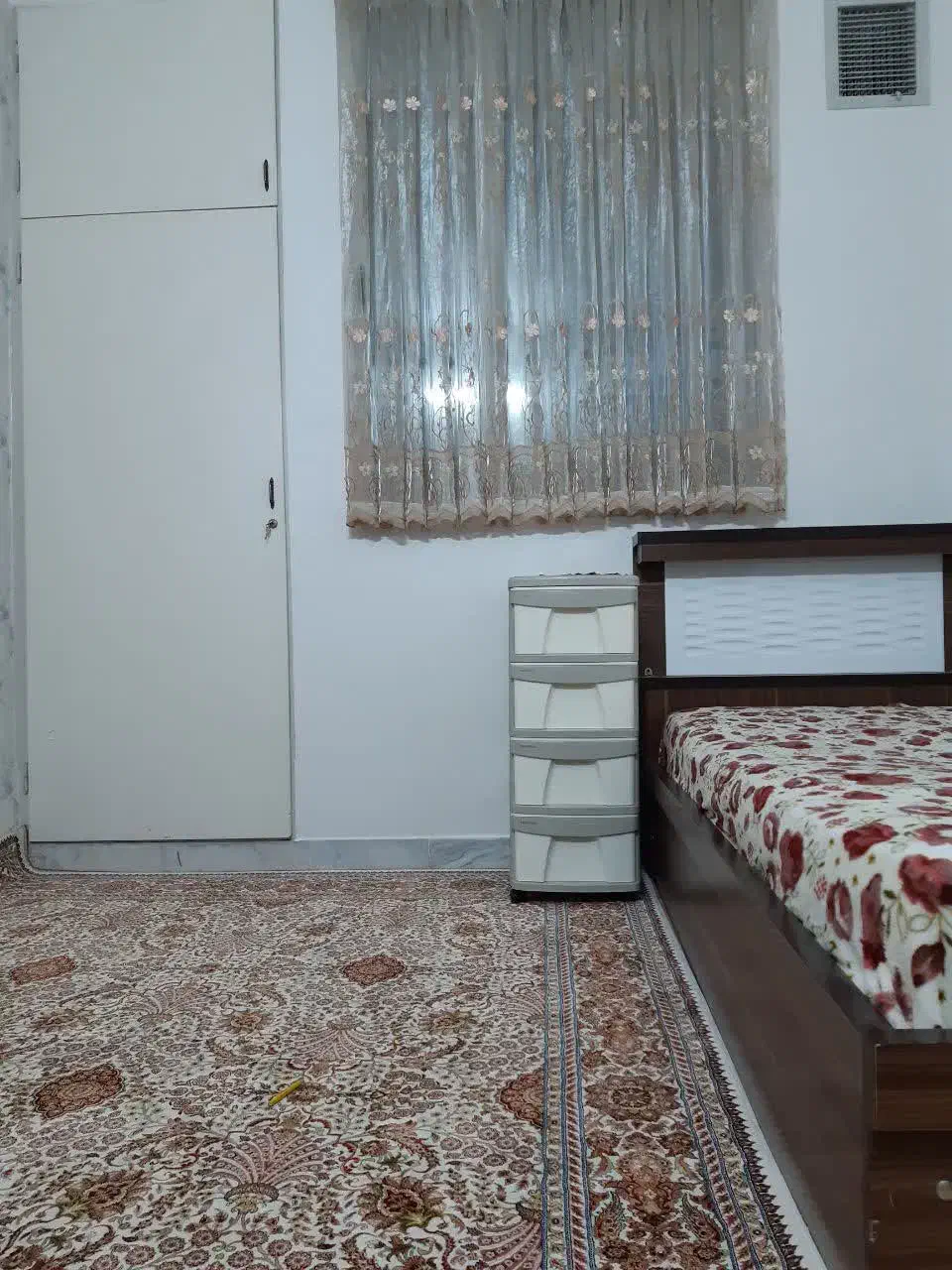 ۶۸ متری دوخواب ۴ طبقه دو واحده طبقه ۳