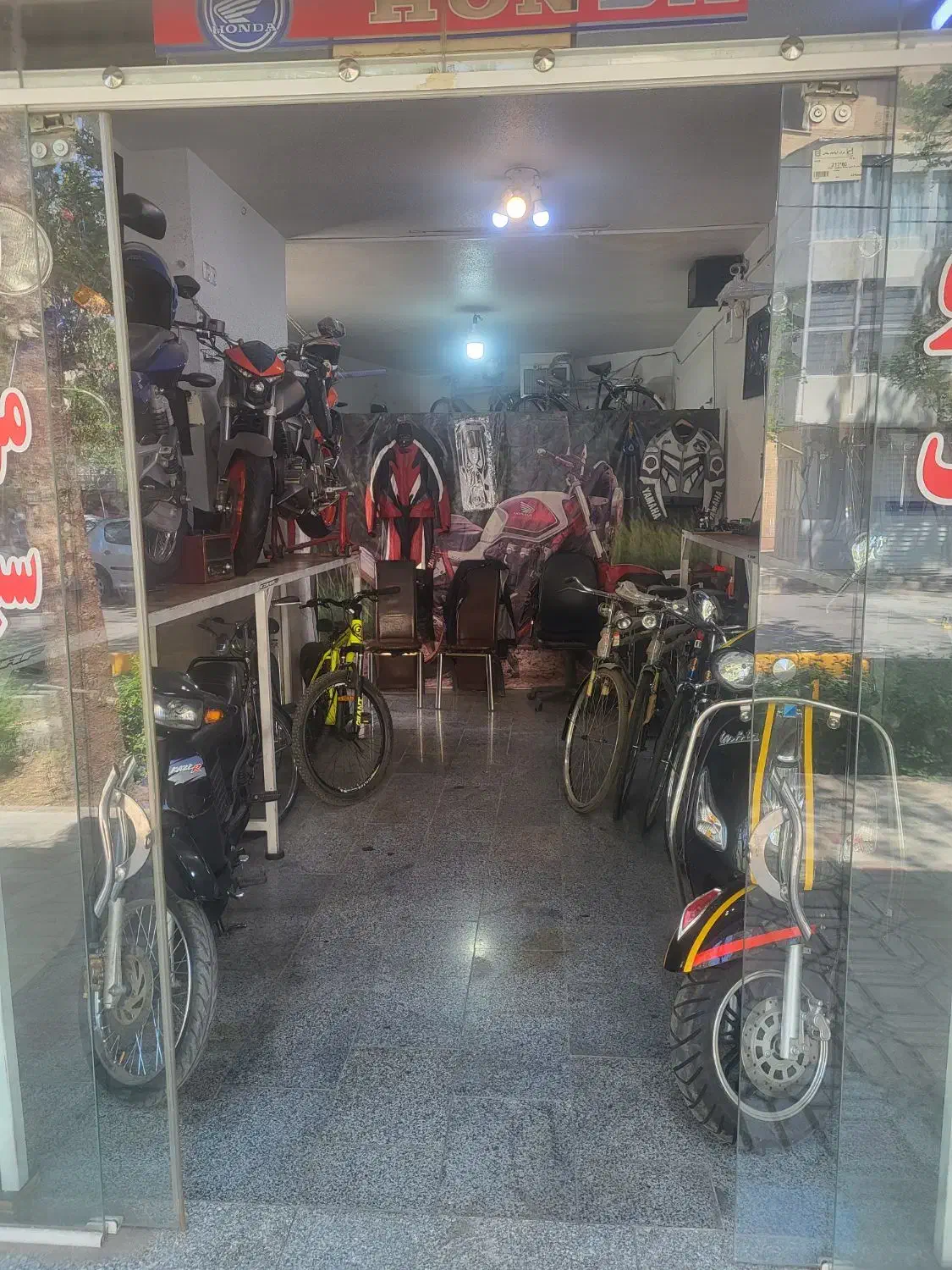 اجاره مغازه موتور فروشی