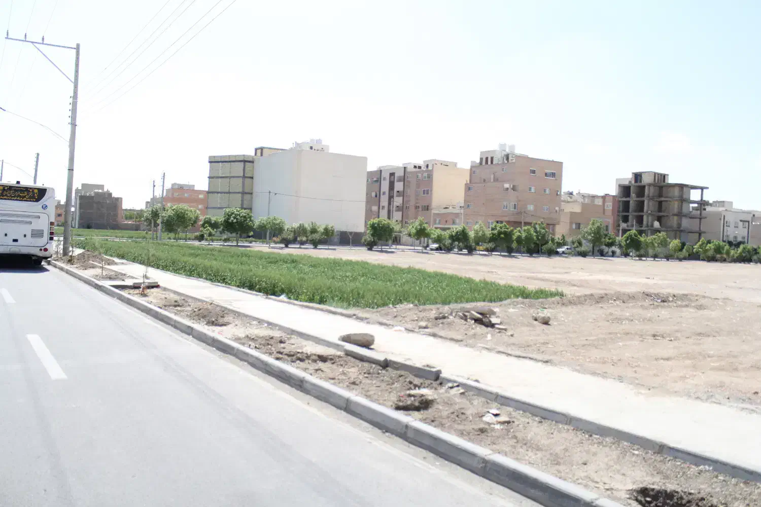 دو قطعه پلاک زمین سنددار تفکیک شده ۳۰۰ و ۲۰۰متری