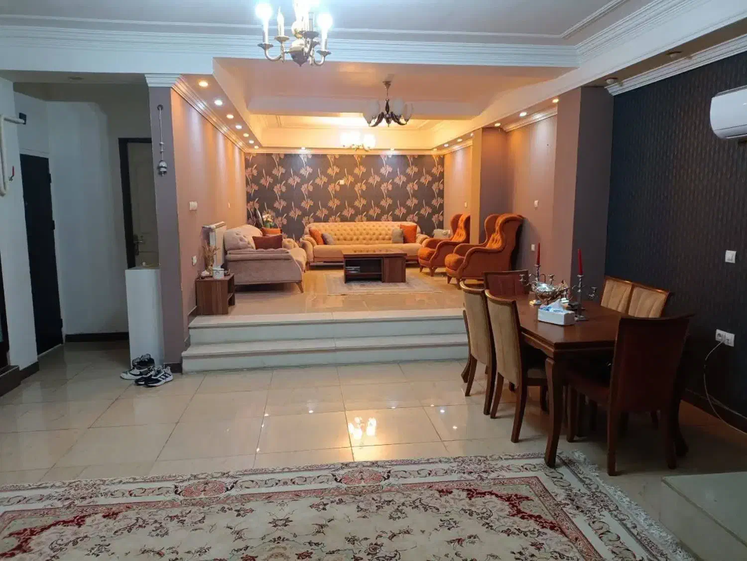 آپارتمان ۱۸۰ متری سعادت ۱