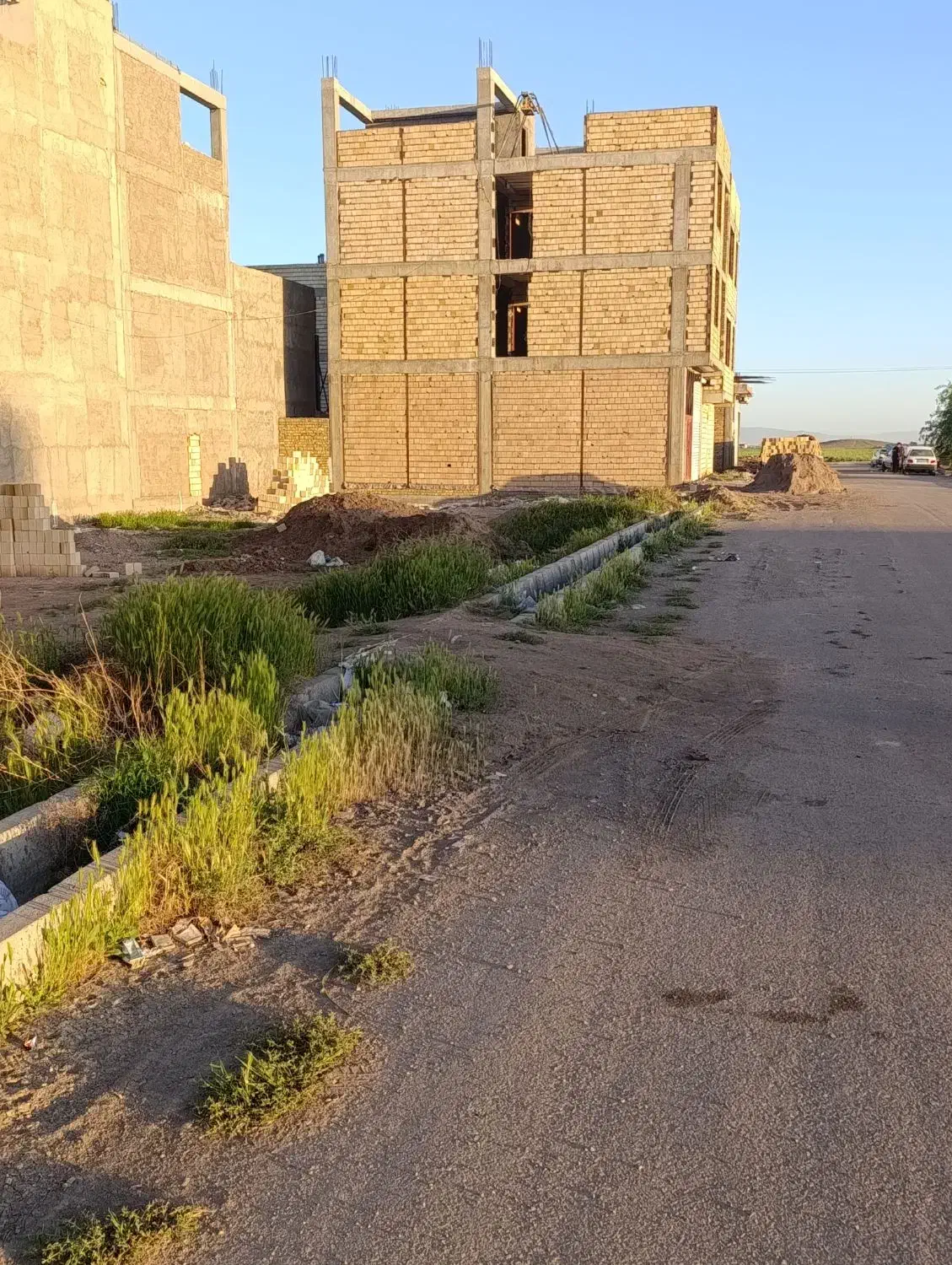 زمین مسکونی ۱۵۰ متر