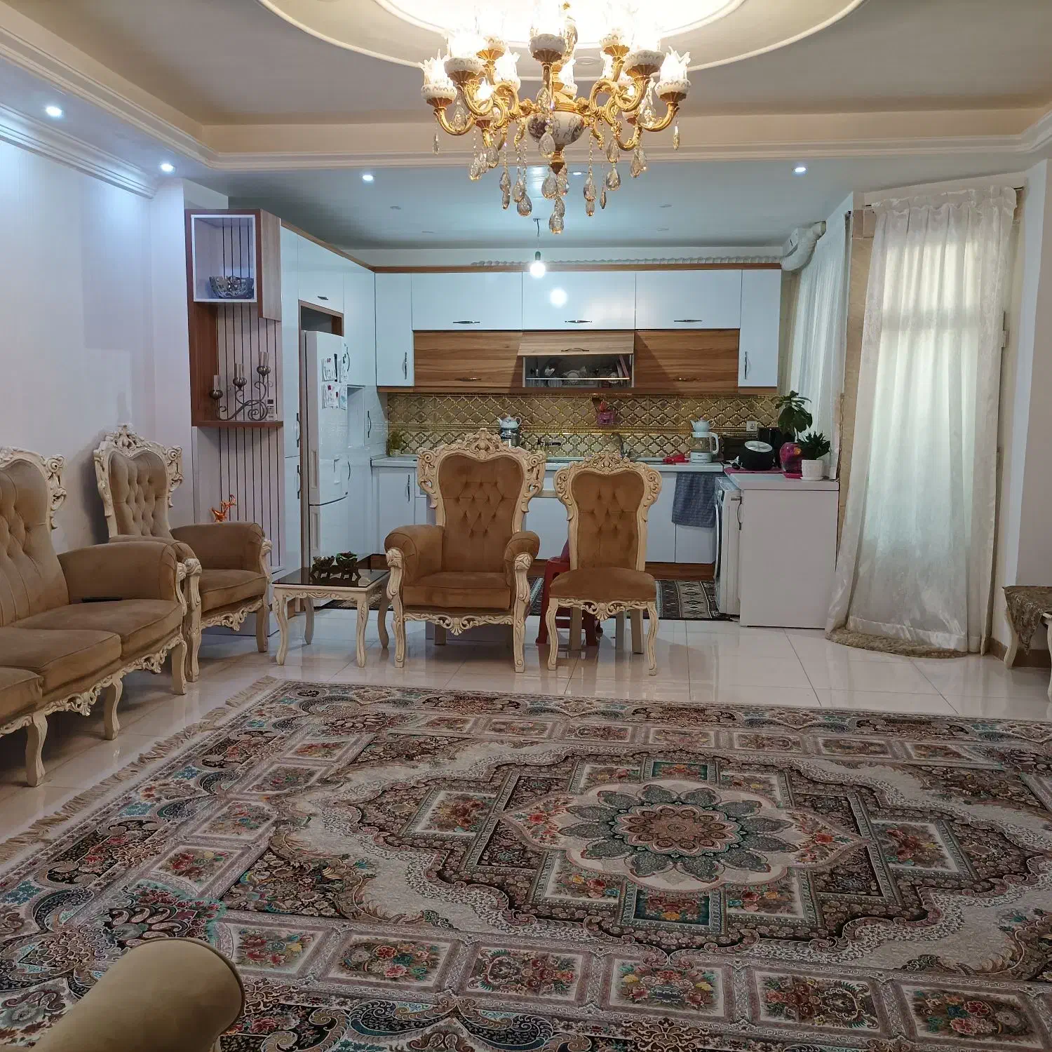 آپارتمان ۸۵ متری فول امکانات رهن کامل