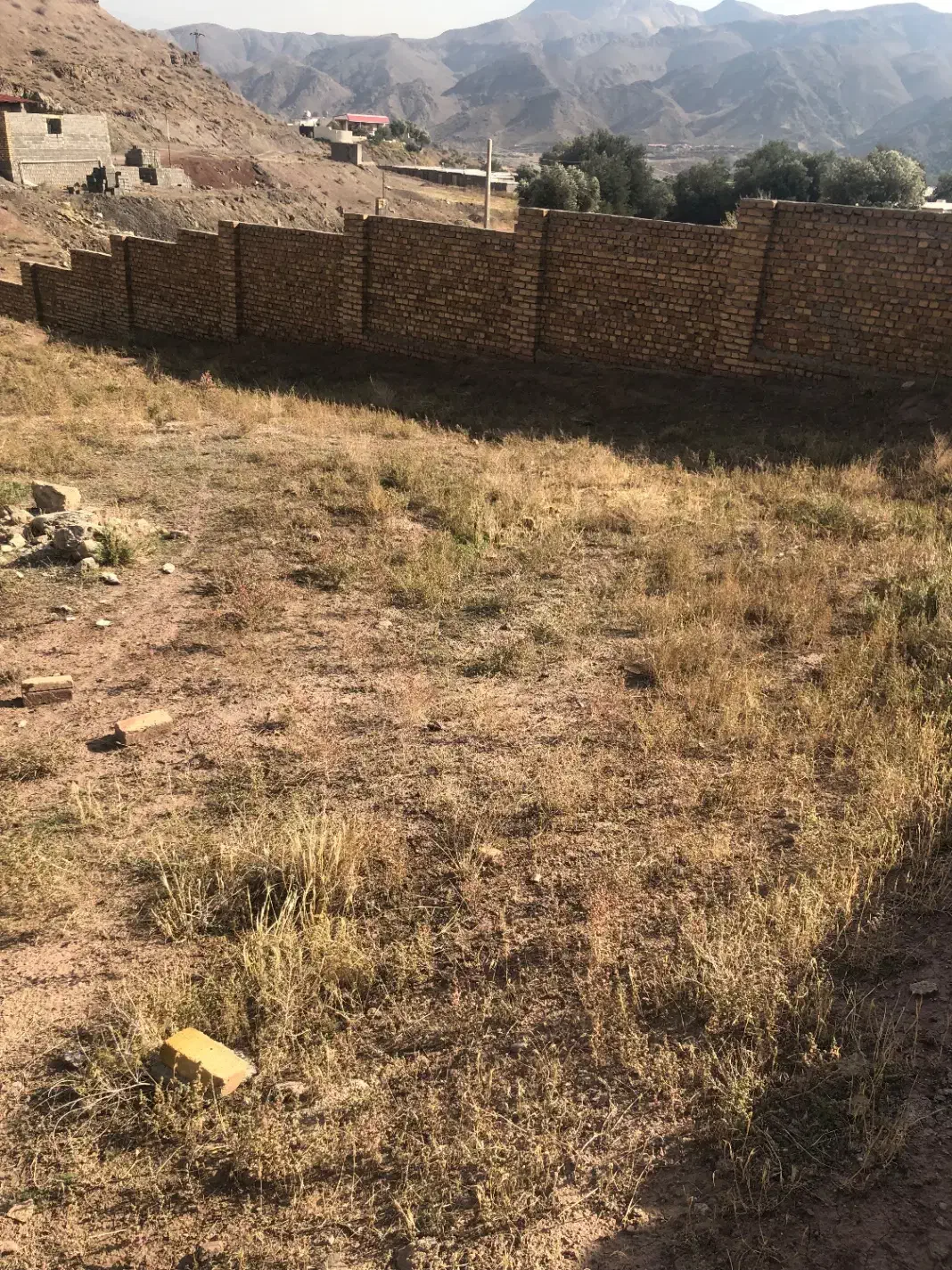 800متر زمین مسکونی (لوشان)