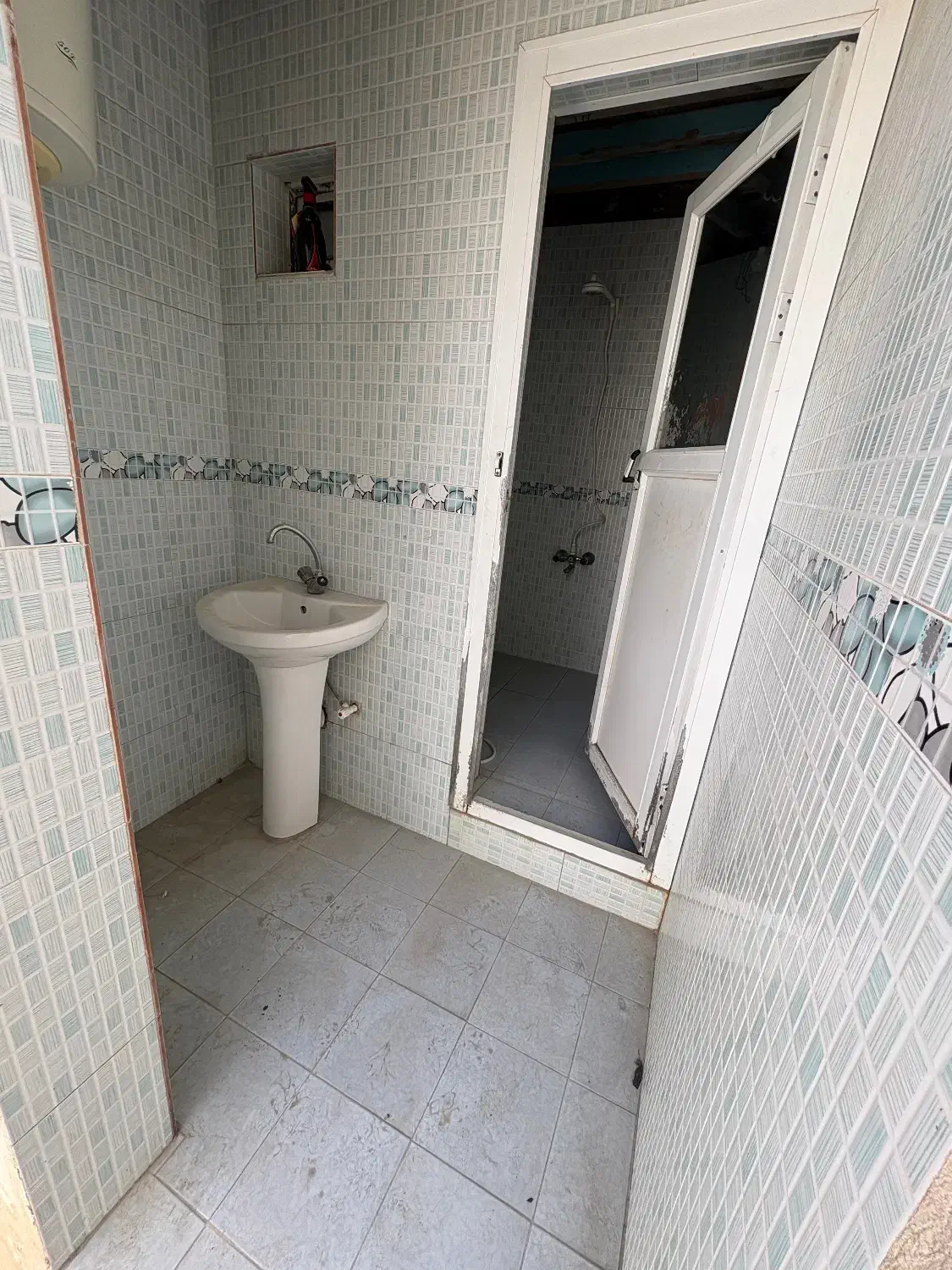 سویت اجاره ای درگهان نزدیک بازار