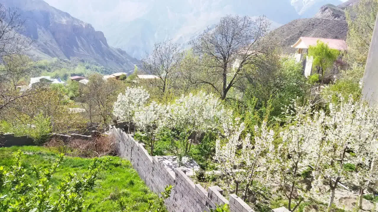 زمین با پروانه ساخت در اهرینه گزانه نزدیک پلور