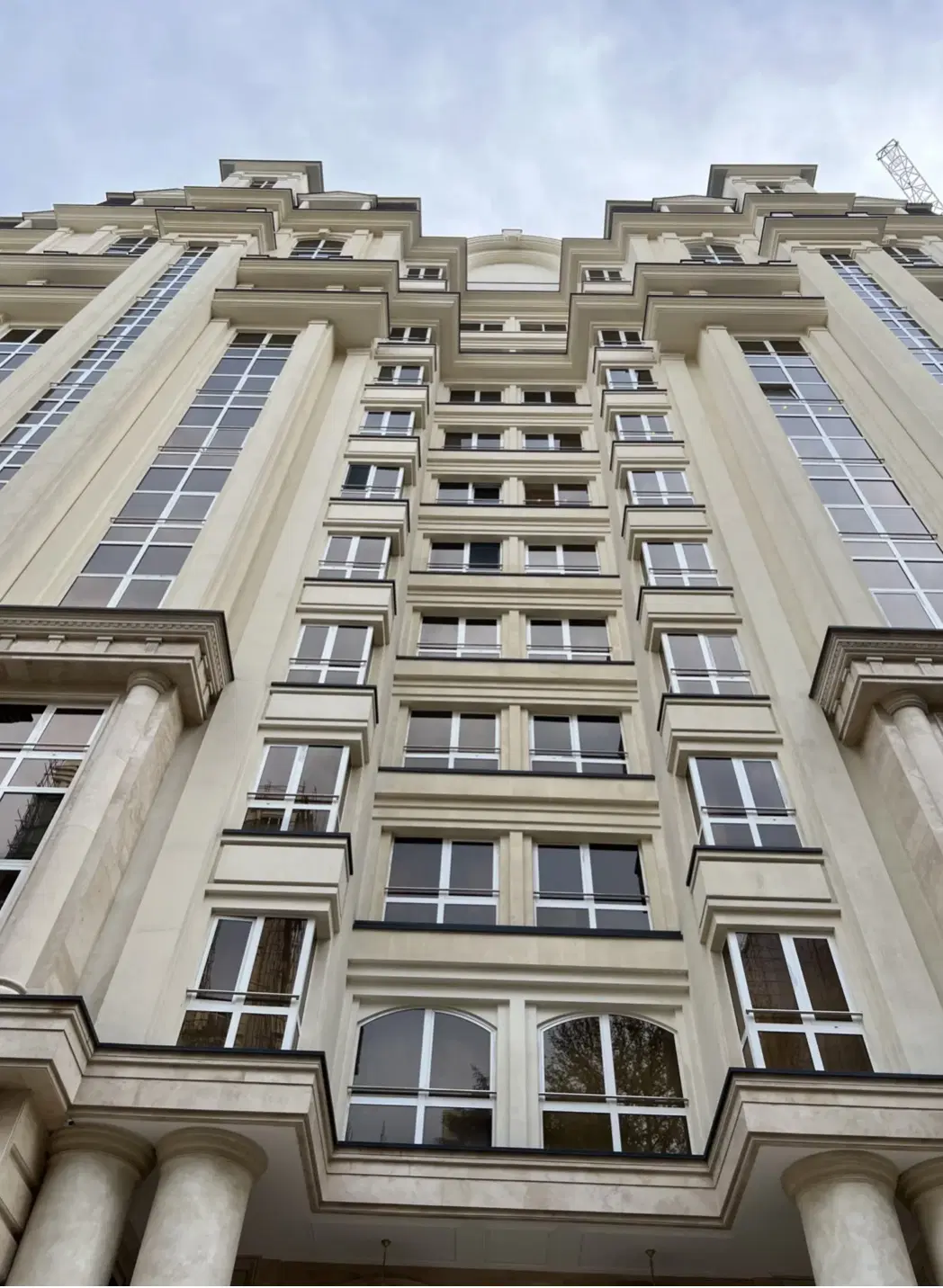 ۳۴۵ متر دربرج ویولت گاردن