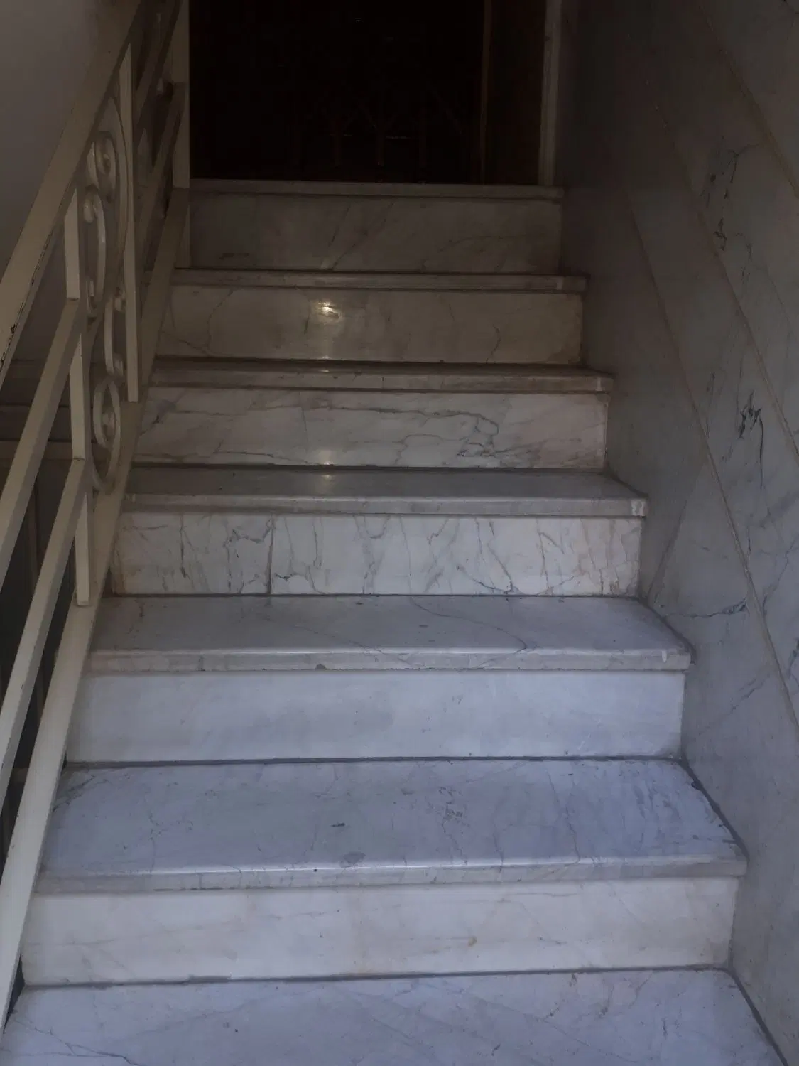 ۵۲ متر تک واحدی تمیز