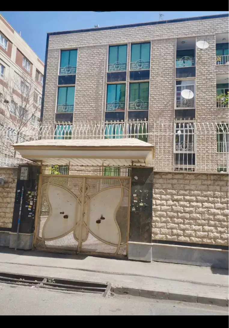 ۱۴۰ متر __ ویلایی کلنگی __ تهرانسر
