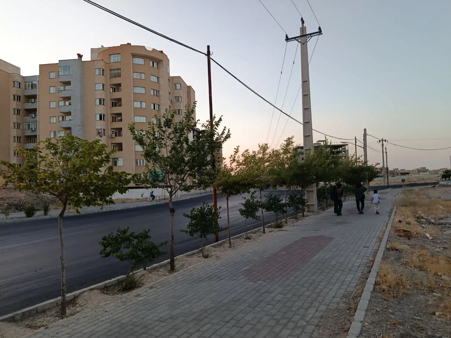 فروش زمین تجاری مسکونی