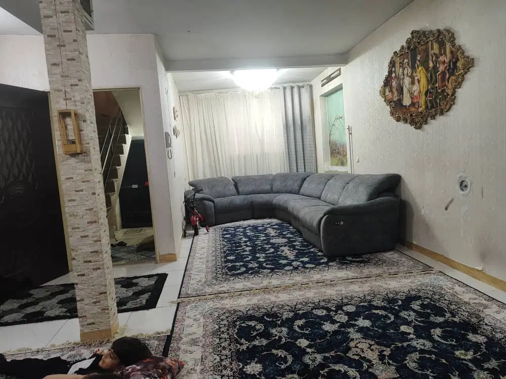 خانه ویلایی بسیار تمیز رهن خیابان طیب