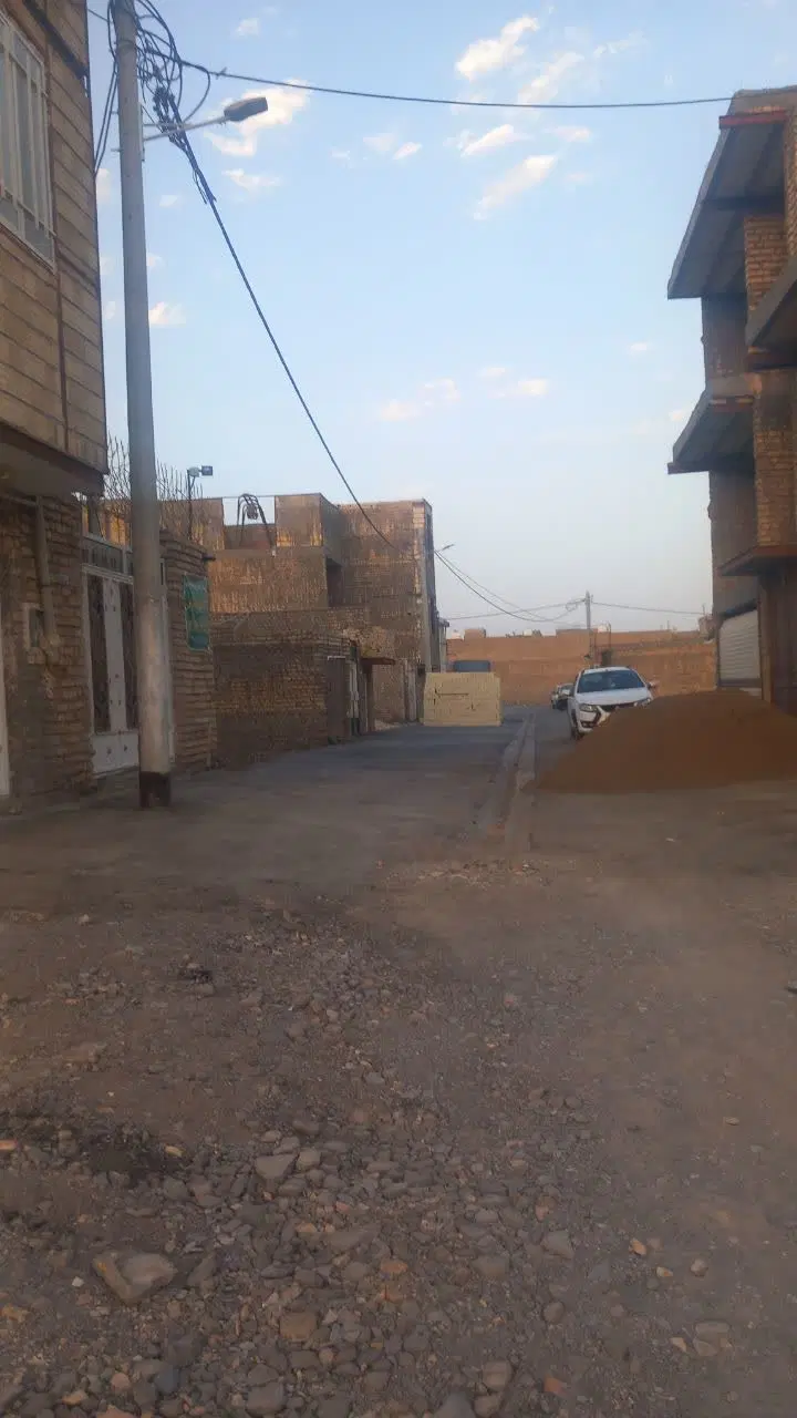 زمین مبارک آباد داخل بافت