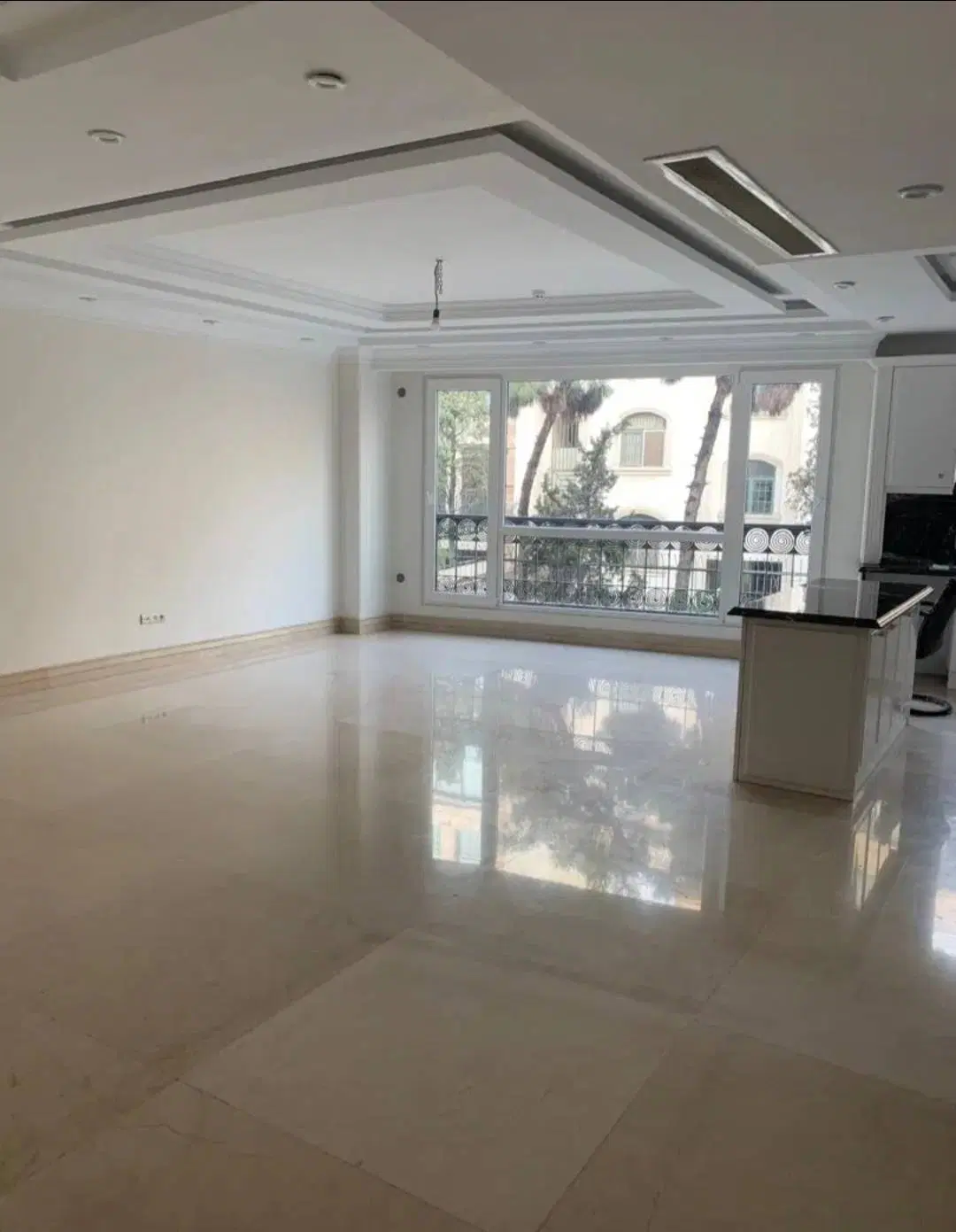 ۱۰۰ متر ۲ خواب_فول امکانات_سالن پرده خور