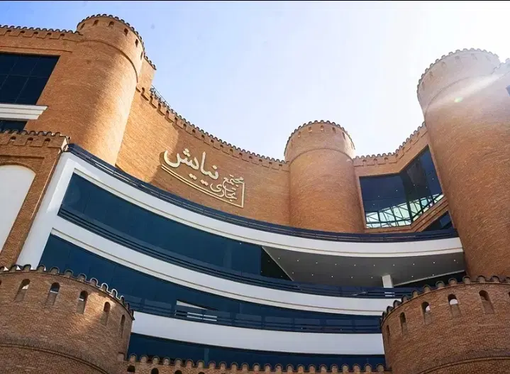 ۱۷ متر طبقه اول نیایش مال