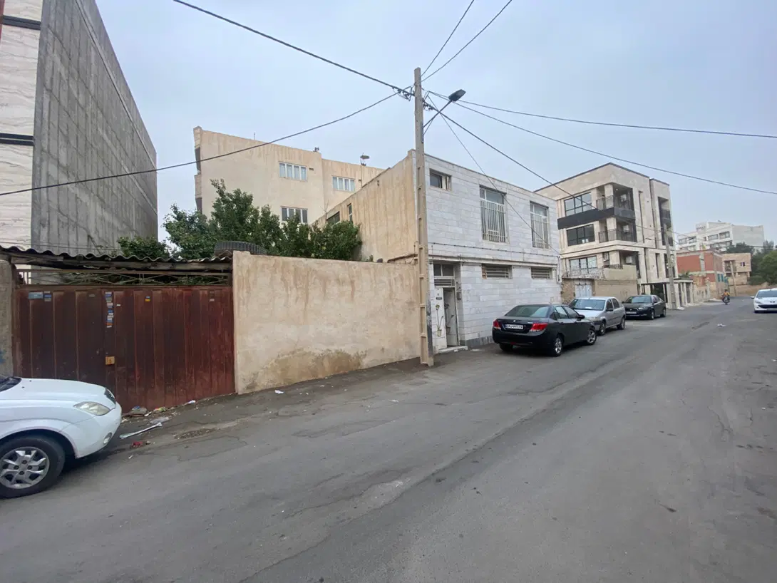 ۲۲۹متر (دو واحد مسکونی همکف و طبقه یک)