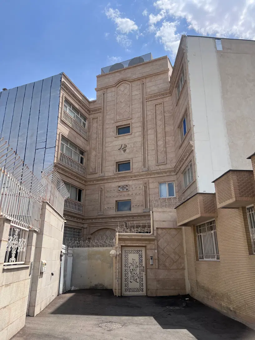 آپارتمان دو خوابه