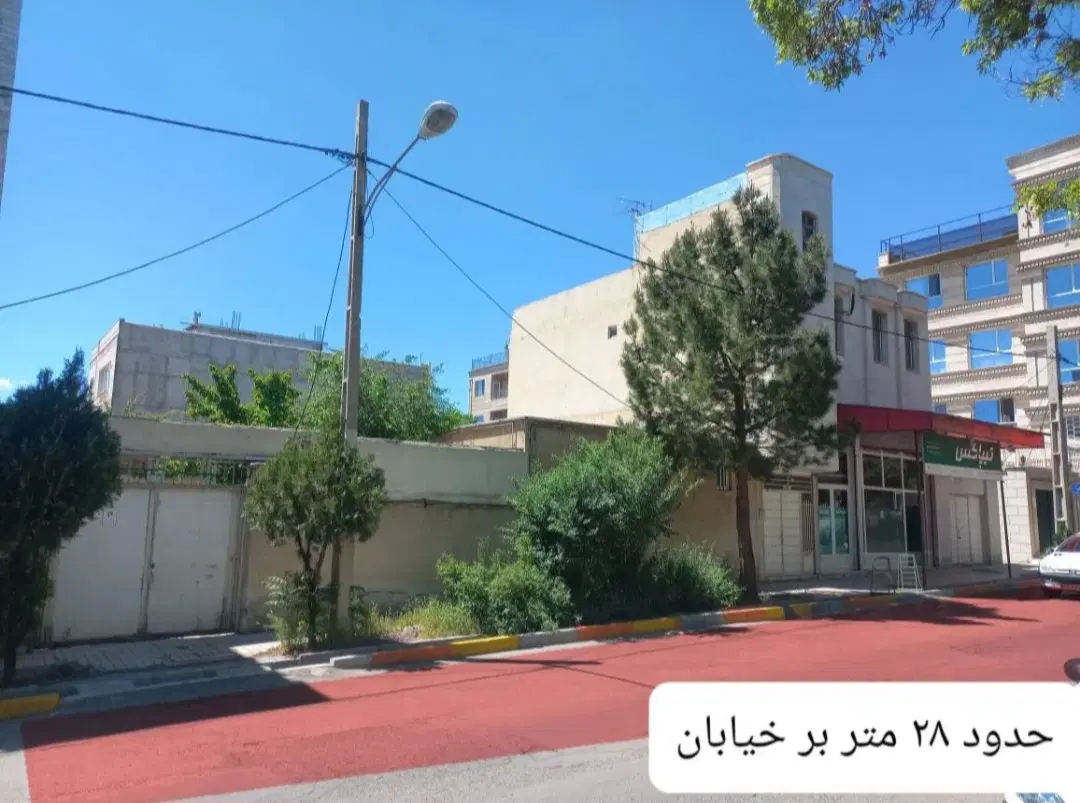 ویلایی ۳۰۰ متری در بر خیابان ۴۵ متری شهرک قدس