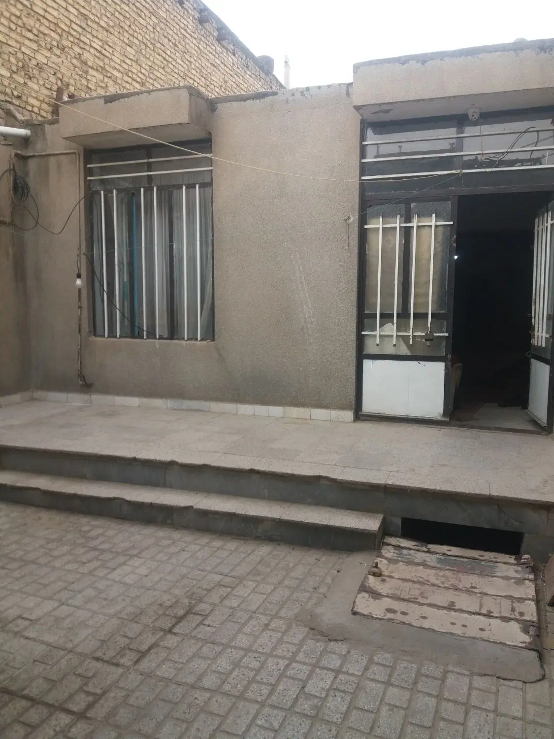 هم خانه جهت زندگی