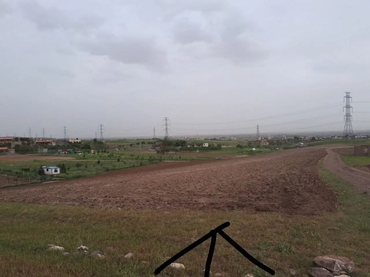 زمین وثوق آباد