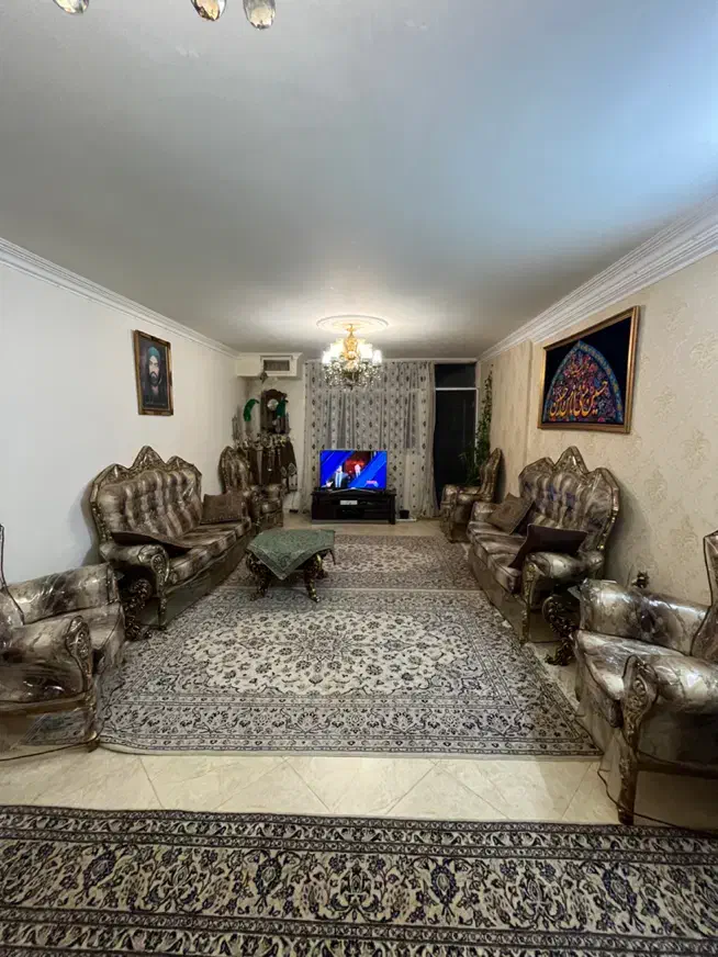 ۸۵متر_دارای ۷۰متر حیاط اختصاصی_فول امکانات