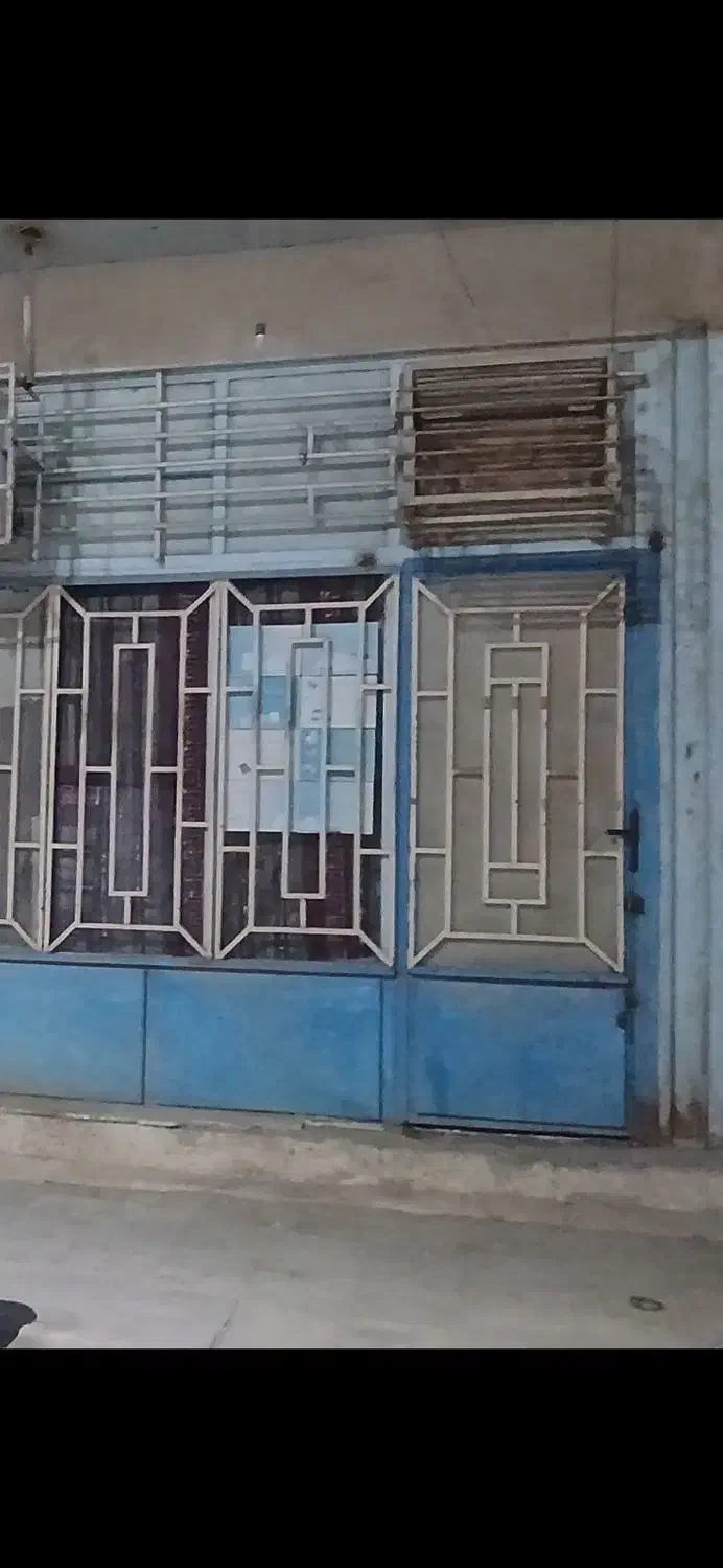 رهن مغازه ۴۳ متری در خیابان سی متری طالقانی