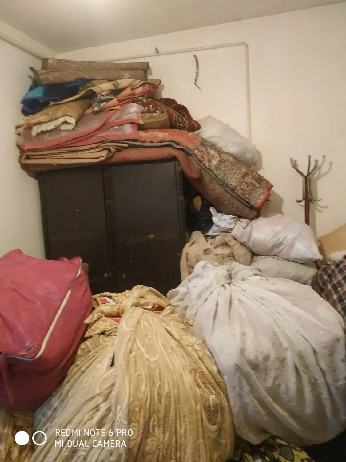 فروش خانه 65متری تمیز در شریف آباد قزوین