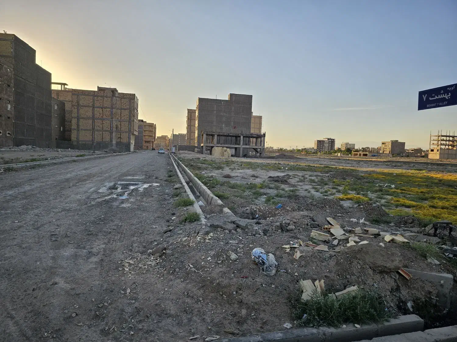 زمین ۲۰۵ متری انتهای بهشت ۷