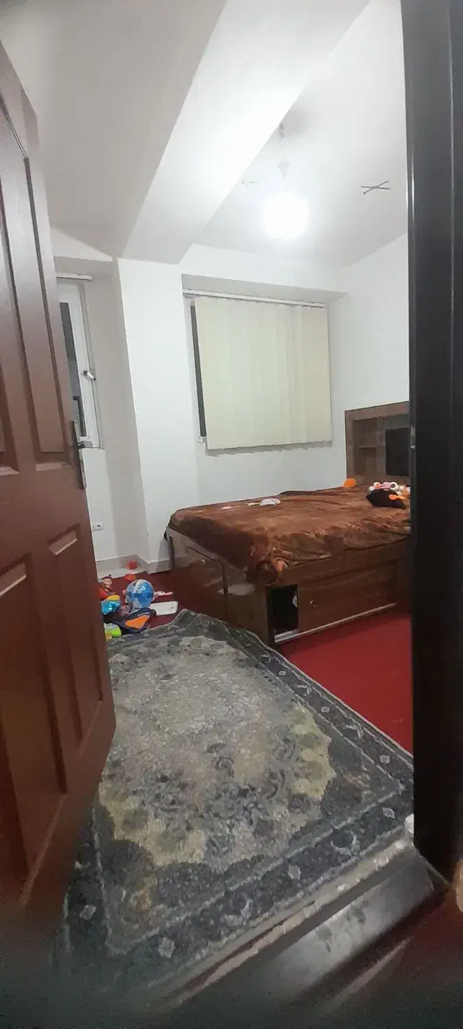 یک واحد آپارتمان ۸۰ متری