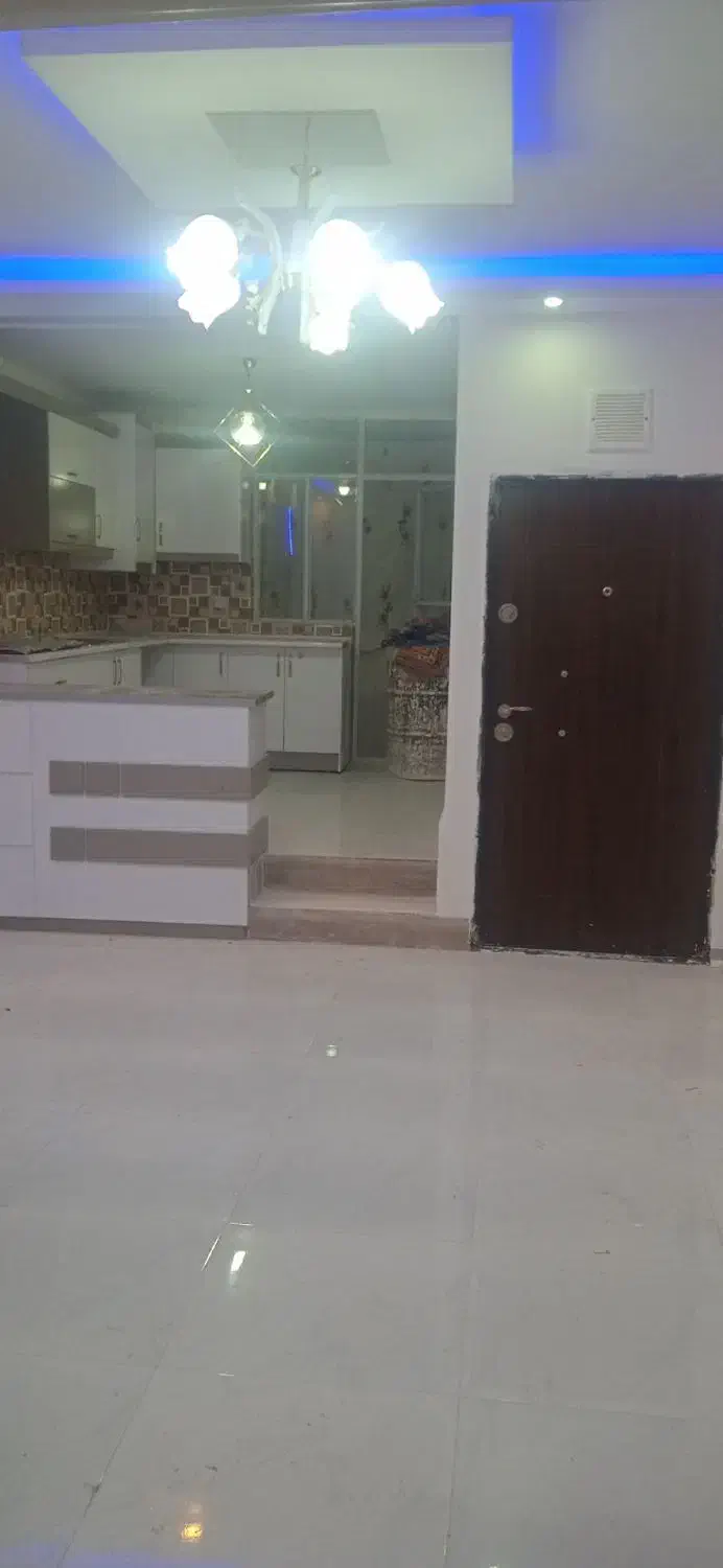 آپارتمان ۱۱۰متری دورقاب دوخواب