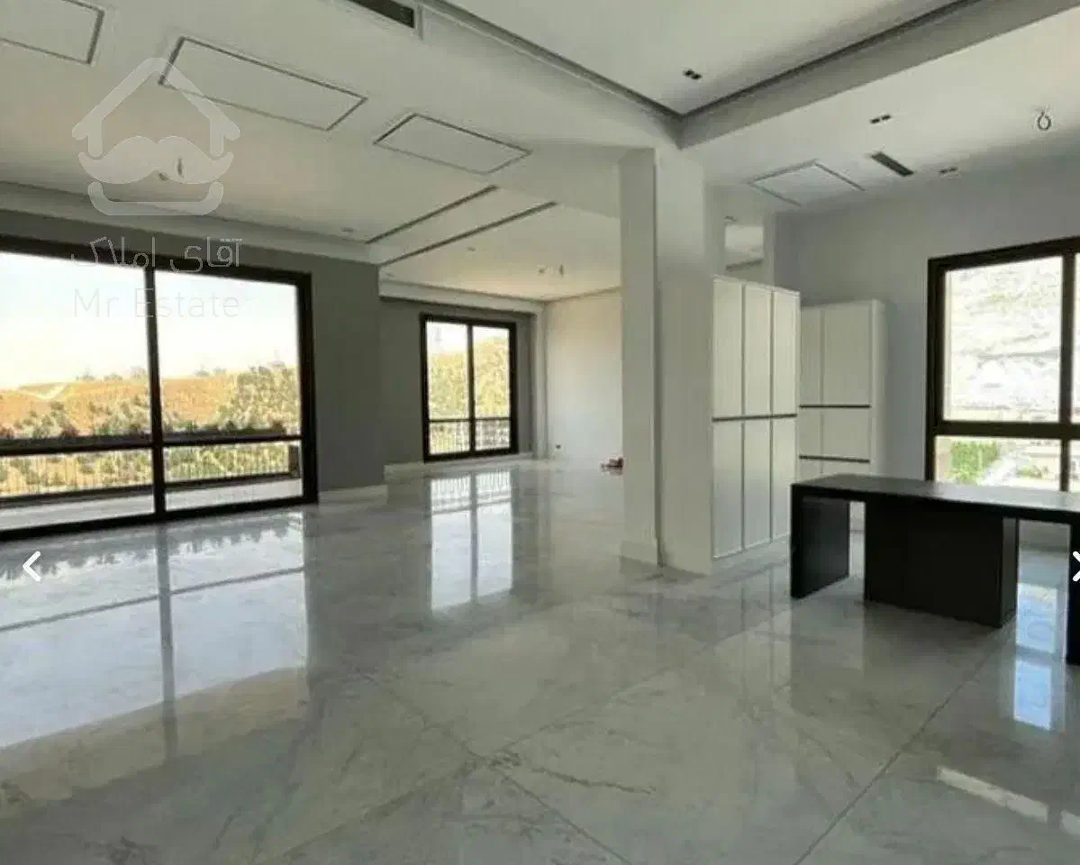 یک باب خانه مستقل حیاط دار