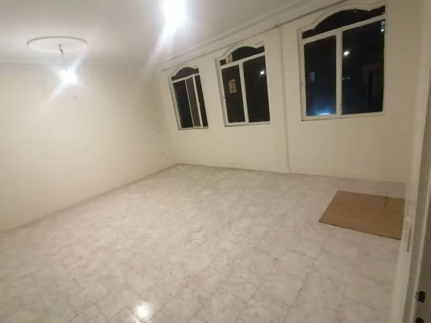 69 متر 2 خواب تک واحد داریم مگه