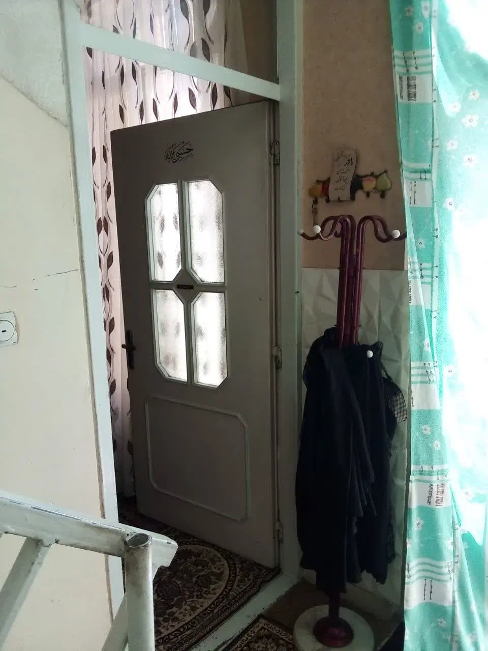 فروش منزل مسکونی سه طبقه