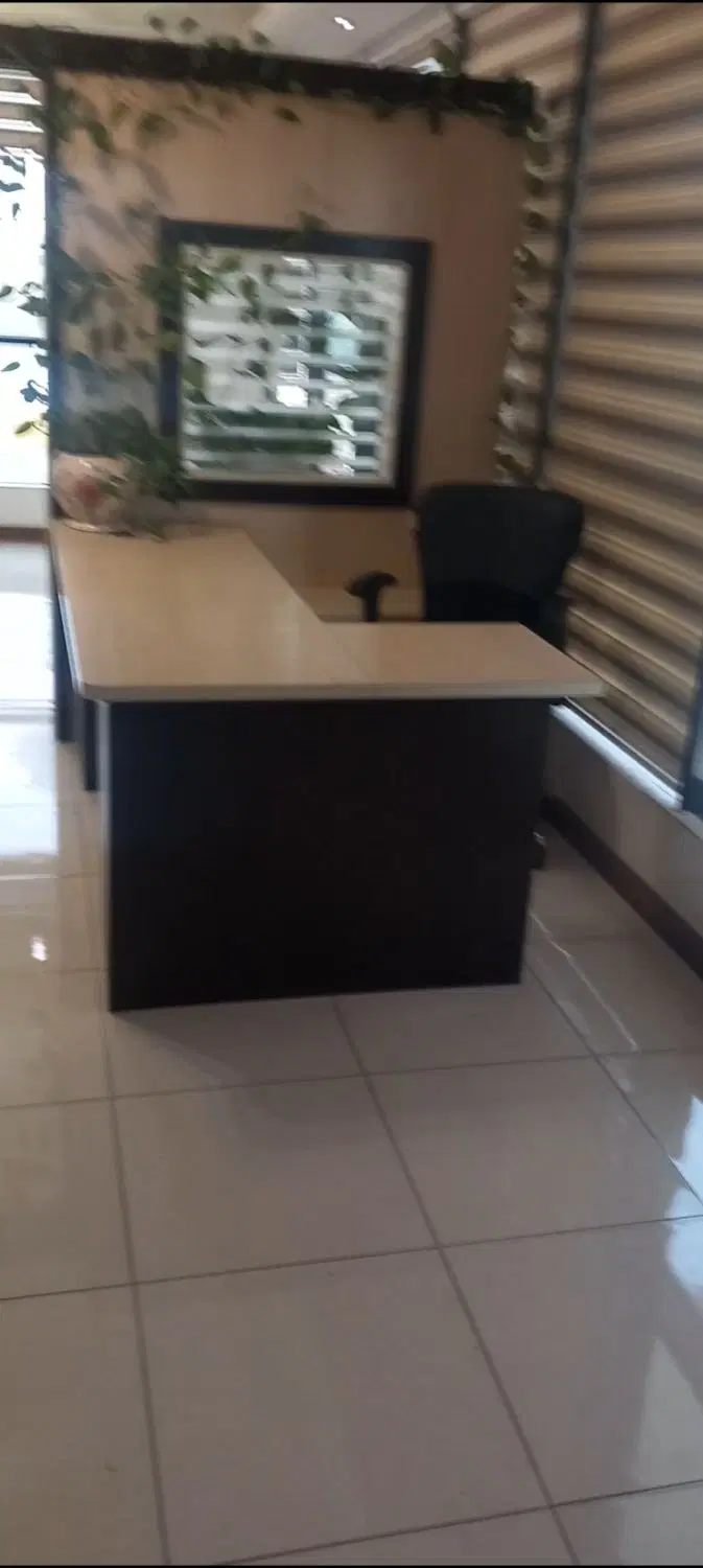 رهن و اجاره دفتر کار ۵۱ متر