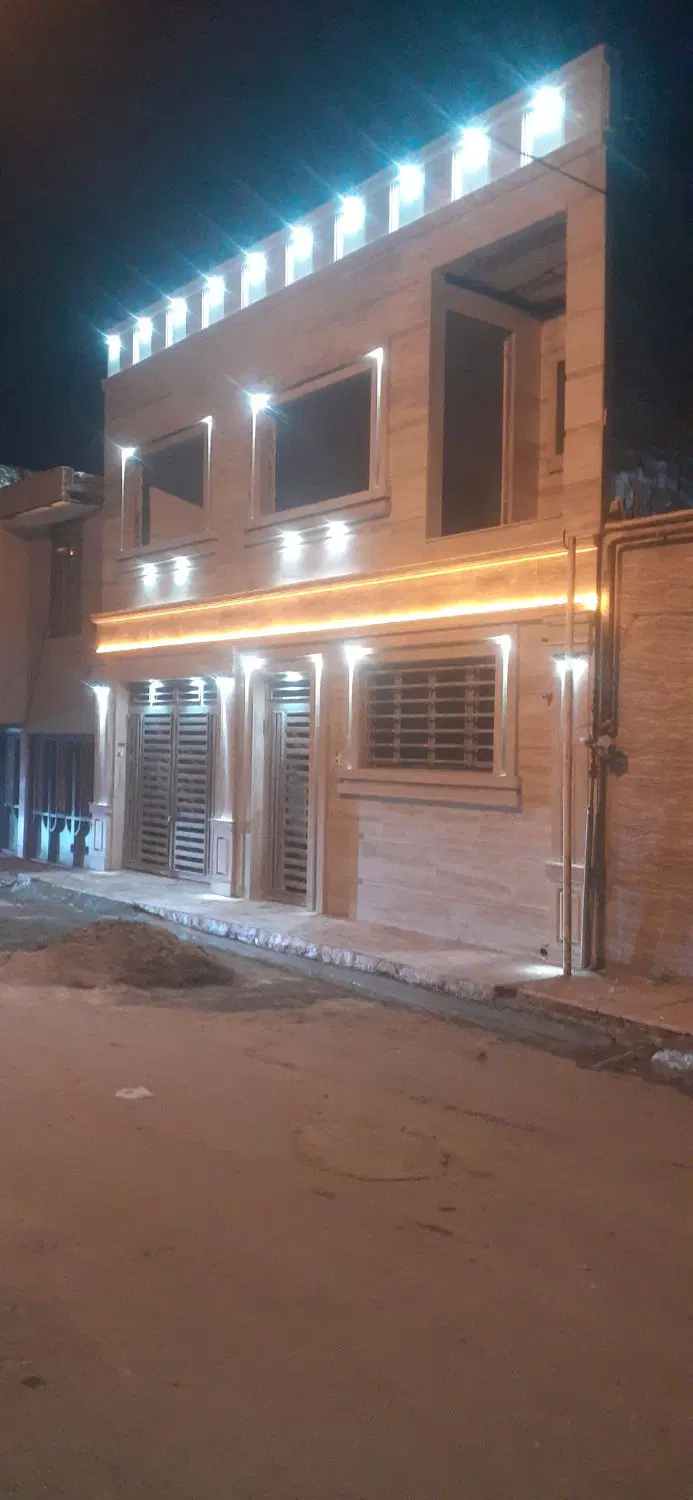 خانه دوطبقه ۹۰ متر